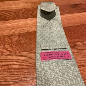 Vineyard Vines tie